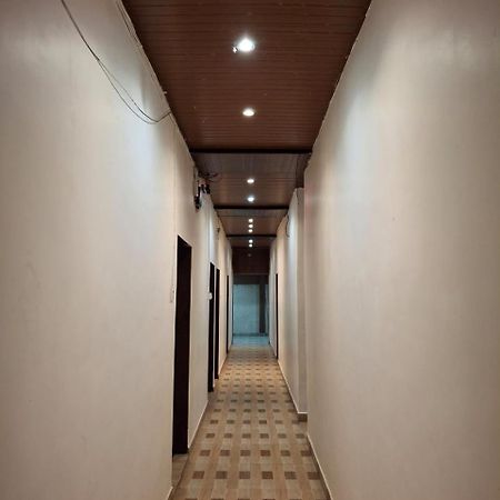 נראל Joy Hotel & Banquet Hall מראה חיצוני תמונה